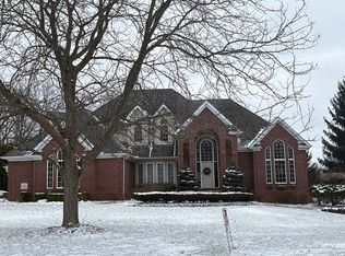 21 Cherry Hill Ct, Canfield, OH 44406