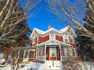 315 Newburg Ave W, Mabel, MN 55954