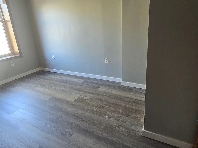 19 Elberon Pl — Photo 6