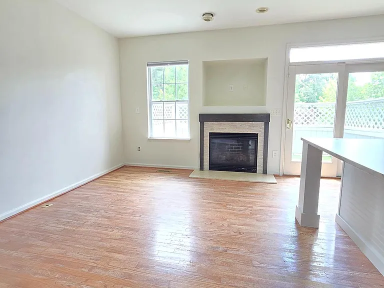5033 Kemsley Rd — Photo 12