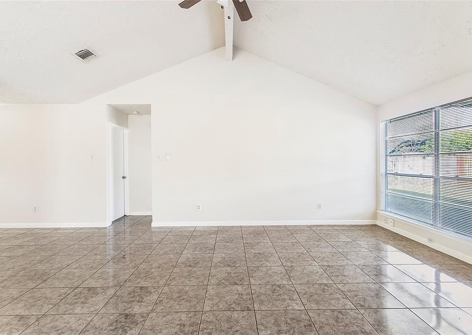 1st image of 610 Brookford Dr