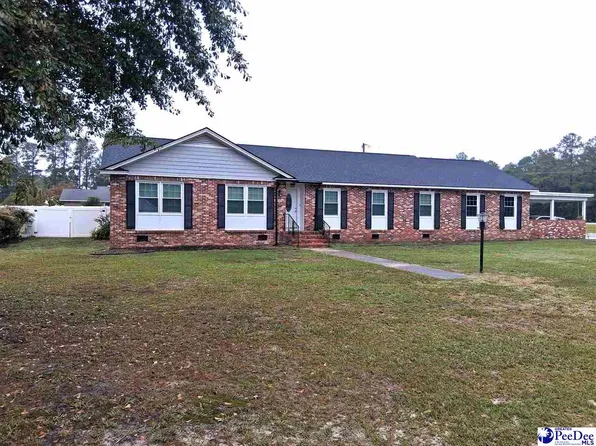 1319 Richard St, Dillon, SC 29536