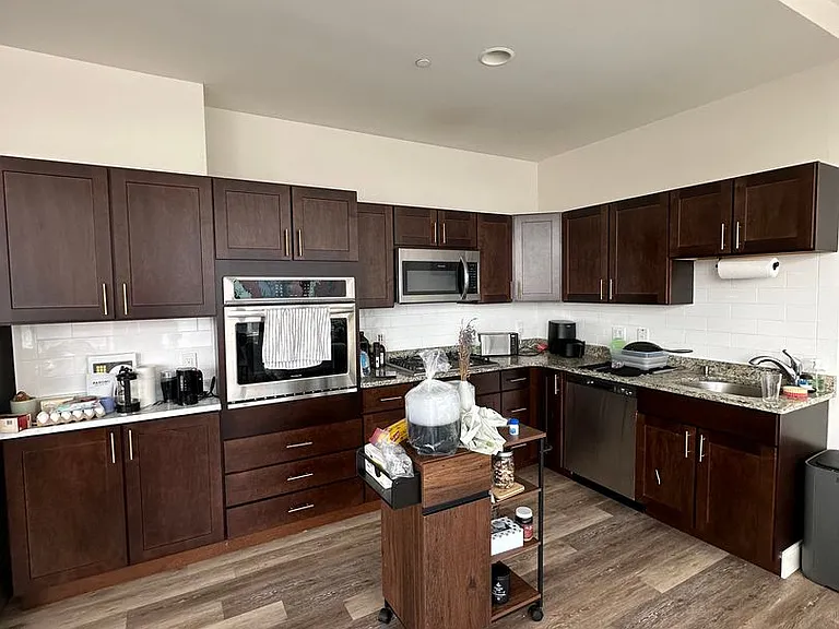50 E Berkeley St #202 — Photo 5