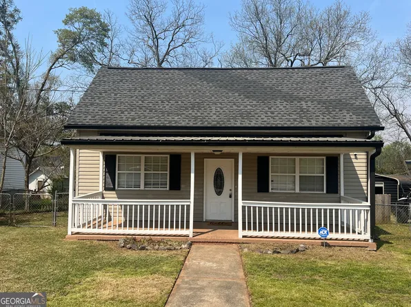 145 Peachtree St, Griffin, GA 30223