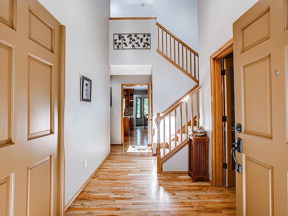 3rd image of 20722 NE 150th St