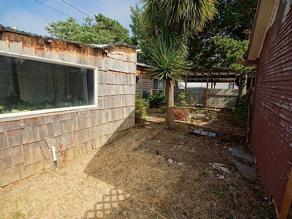 4th image of 1532 SE 50th St