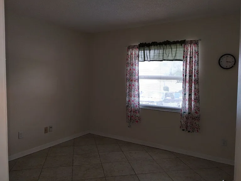 5136 Wellington Rd — Photo 6