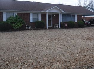 831 Robindale Rd, Blytheville, AR 72315