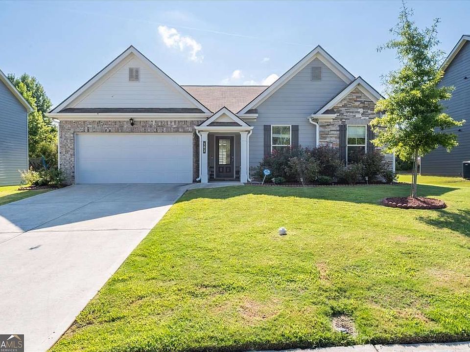 1st image of 103 McGinnis Cir