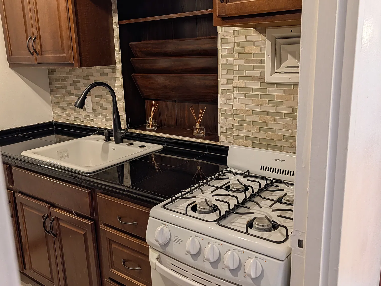 1 bed, 514 sqft, $1,900 — Photo 2