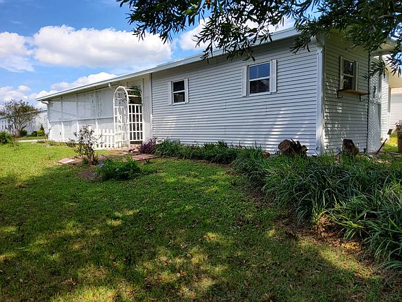 5th image of 5784 SW 58th Pl