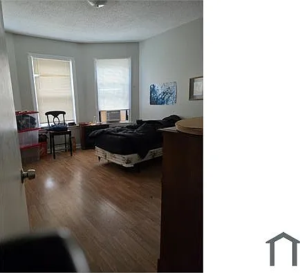 3 bed, $2,200 — Photo 2