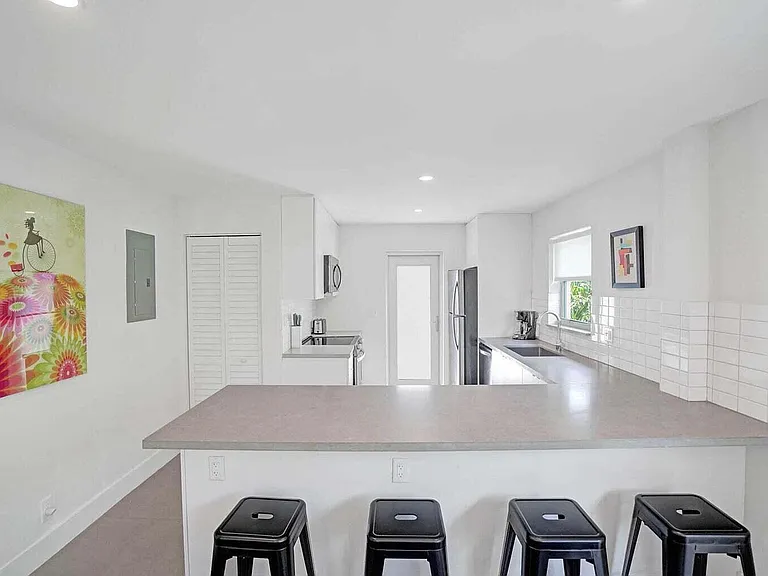 625 NE 13th Ave #3 — Photo 19