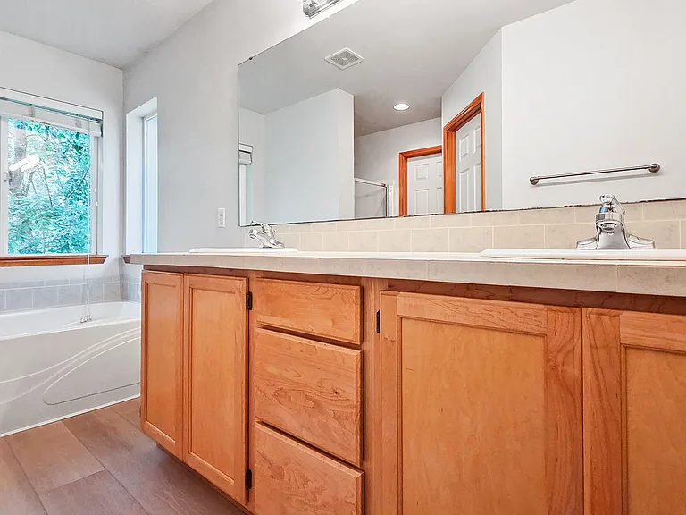 1231 147th Pl SW — Photo 25