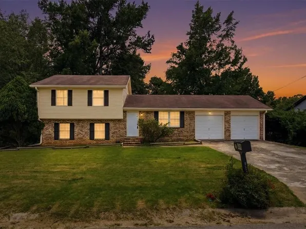 941 Cochise Trl SE, Conyers, GA 30094