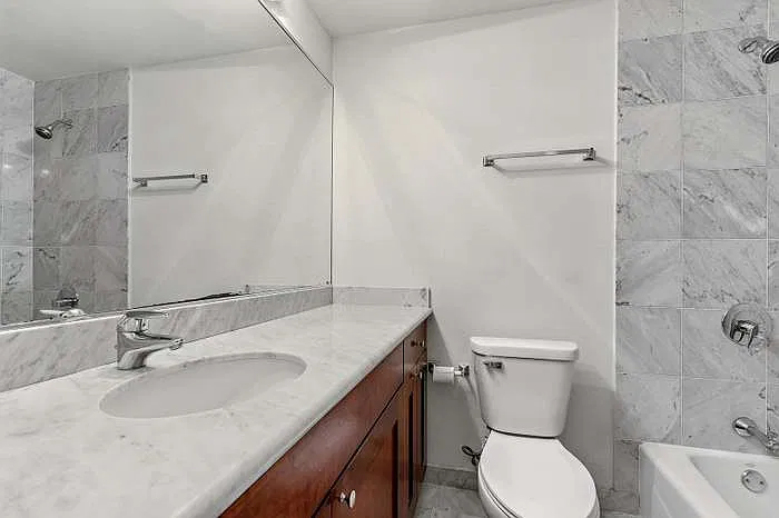 2 bed, 1600 sqft, $1,450 — Photo 4
