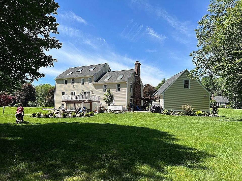 2nd image of 16 Dana Dr