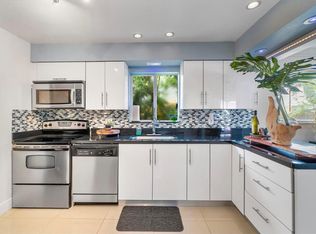 1322 Johnson St, Hollywood, FL 33019