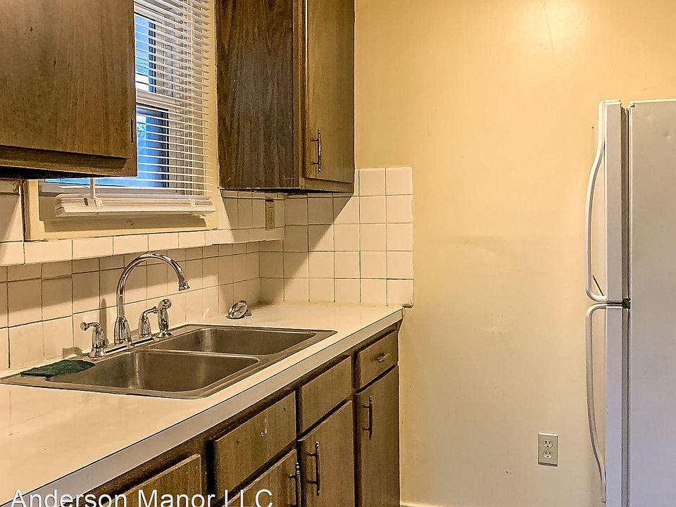 1st image of 614 Portage Trl #622-1