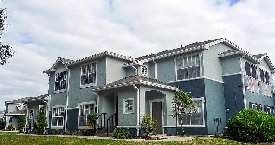 Promenade at Aloma Apartments — Photo 1