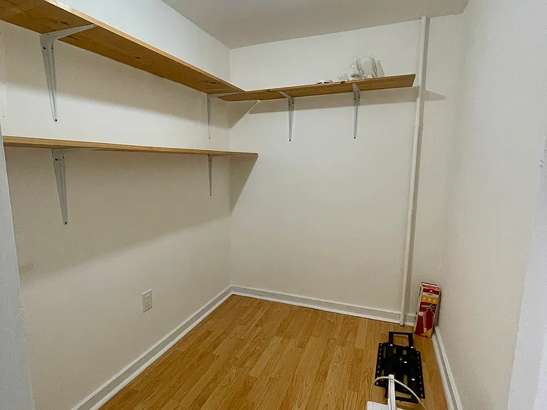 434 Warren St #1 — Photo 5