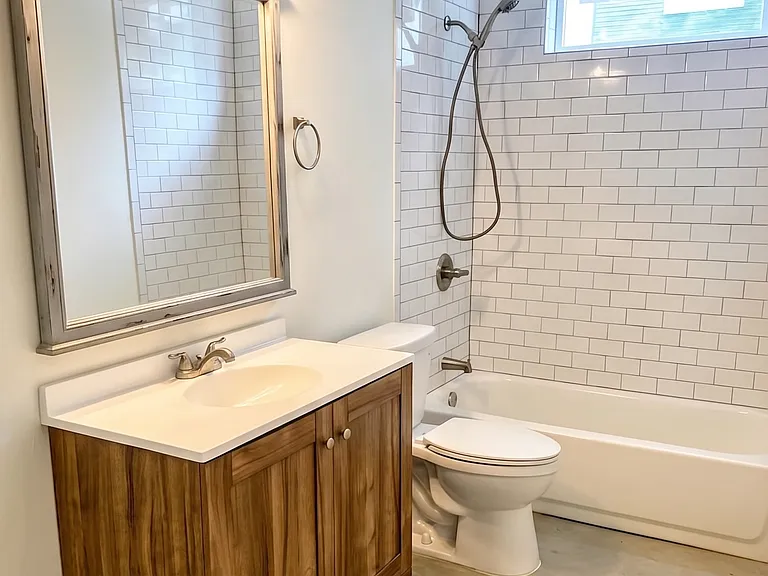 1115 Nolan St #2-2100 — Photo 6