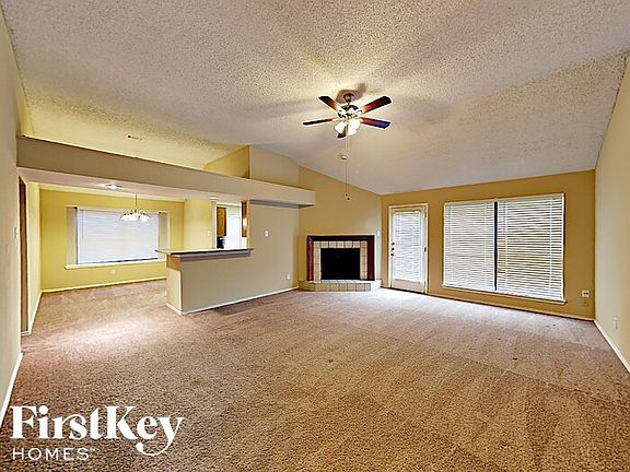 2nd image of 2617 Woodlark Dr