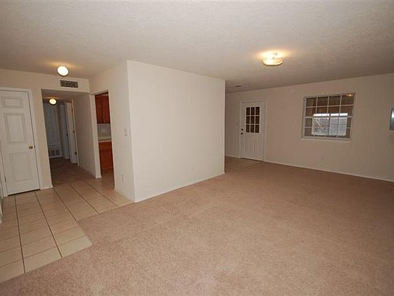 3rd image of 1120 Gabaldon Pl