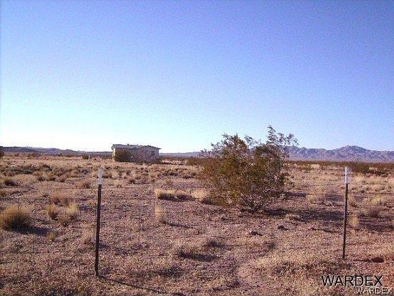 4th image of 10124 W Cheryl Avenue