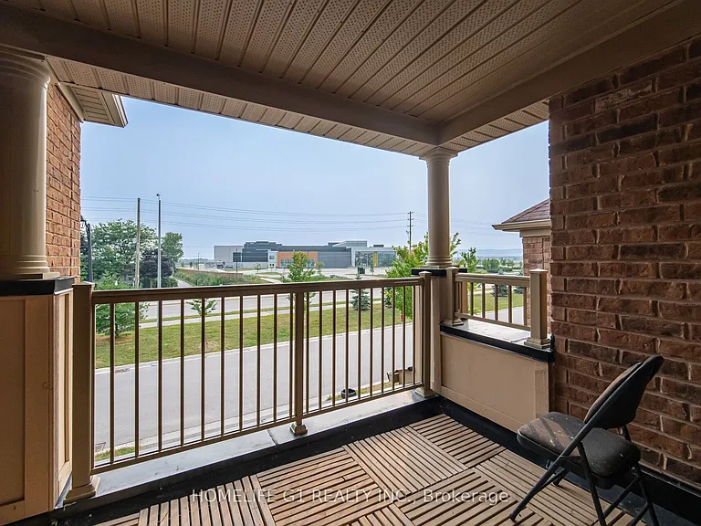 129 Holbrook Ct — Photo 31