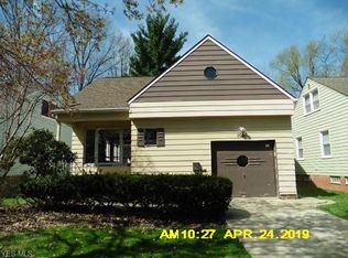 1086 Plainfield Rd, South Euclid, OH 44121