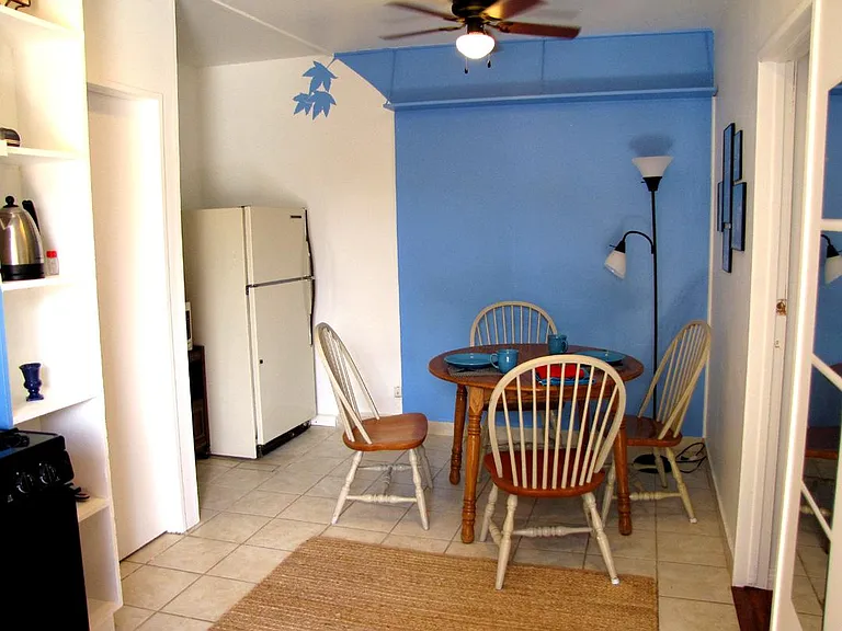 Sycamore Dr — Photo 15
