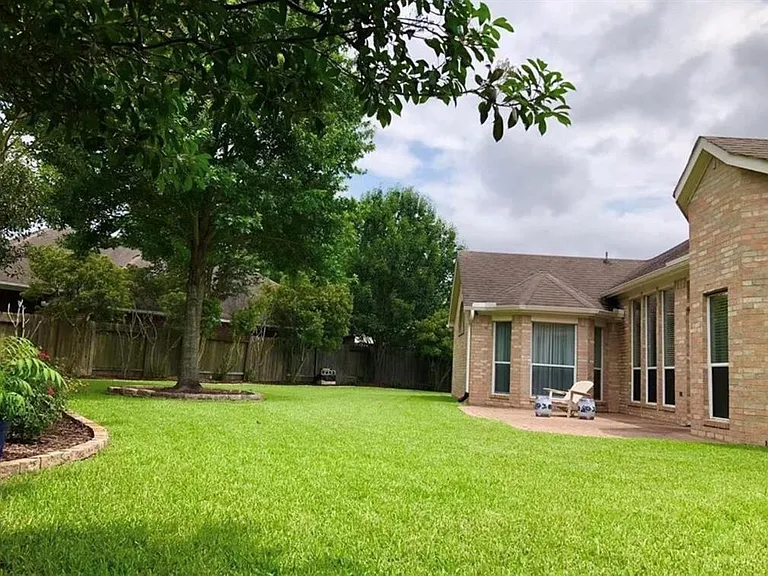 23919 Elden Hills Ct — Photo 22