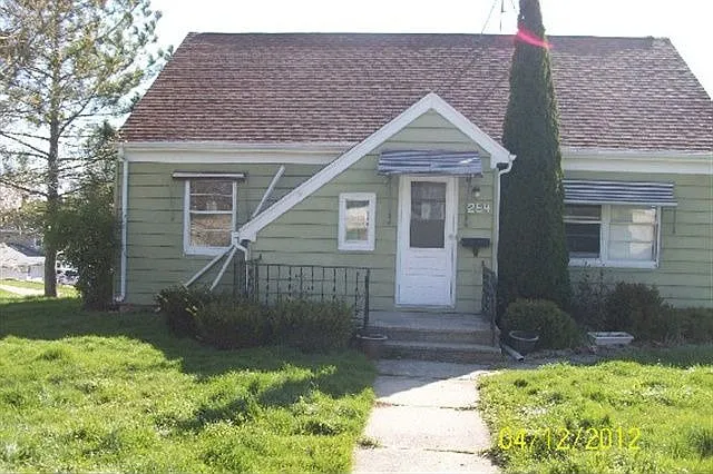 254 Grand Blvd photo 1