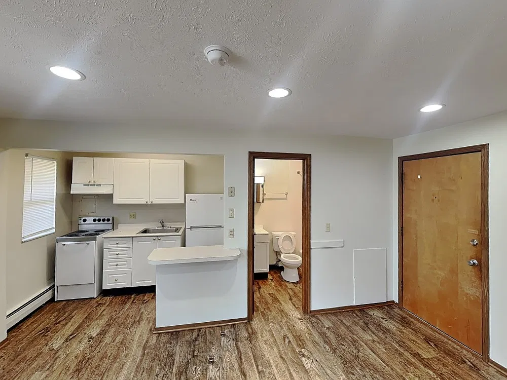 Hometeam Properties — Photo 1