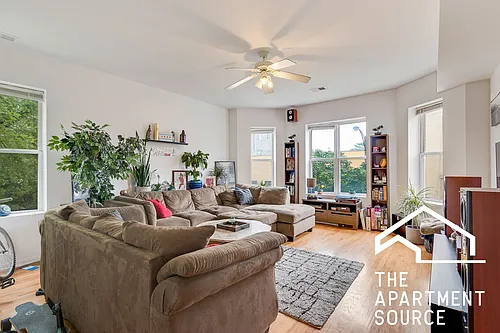 1020 N Damen Ave #11 Photo 1