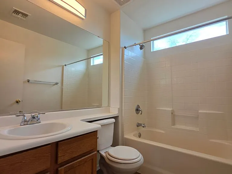 1216 E Graham Trl — Photo 24
