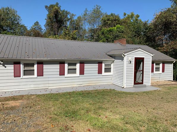 103 Quarry Ln