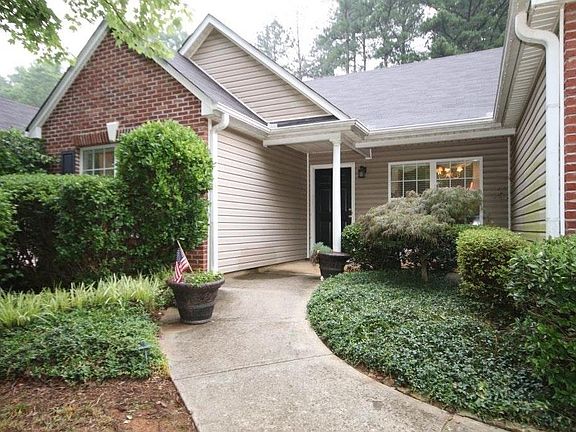 2nd image of 2809 Wynhaven Oaks Way