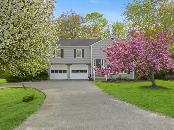15 Westfair Drive, Westport, CT 06880