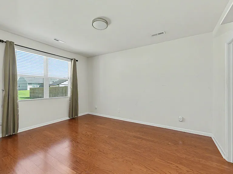 247 Clayburne Dr — Photo 13