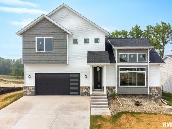 2720 W 38th Pl, Davenport, IA 52806