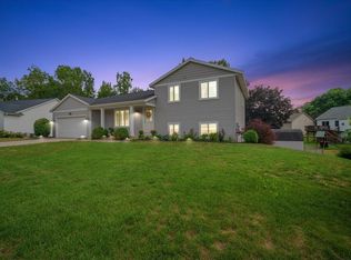 1338 Scott Creek Dr NE, Belmont, MI 49306