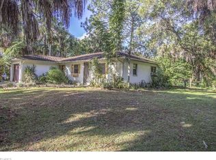821 3rd St NW, Naples, FL 34120