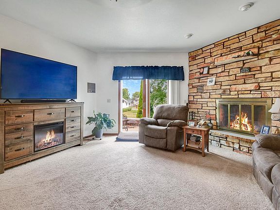5th image of 982 W Acorn DRIVE