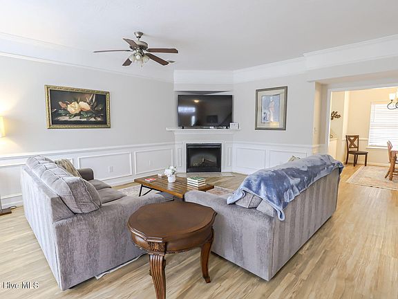 3rd image of 2811 Brickrun Way