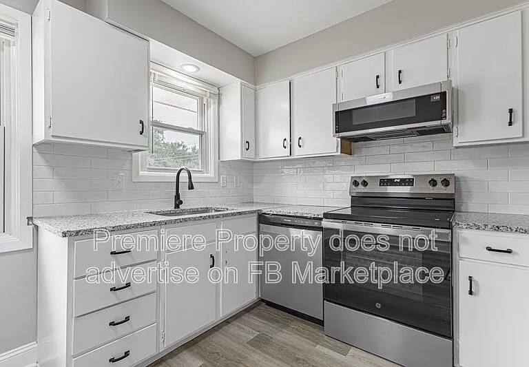 12605 Jackson Ave — Photo 6