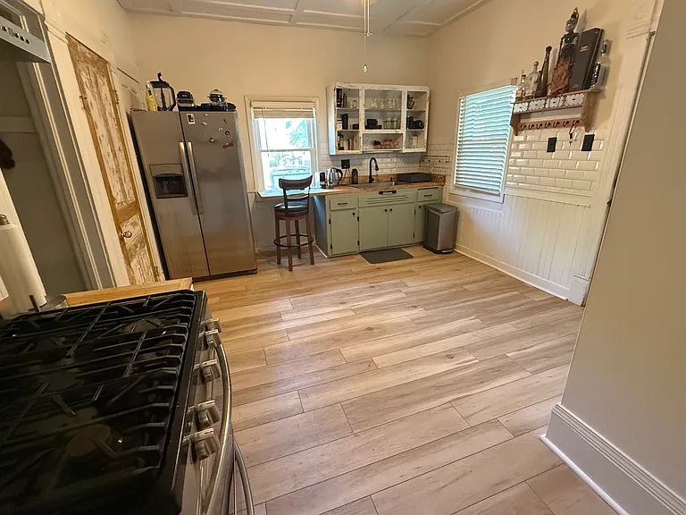2984 S Clement Ave #1 — Photo 3