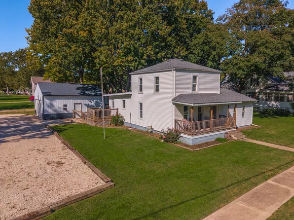 501 N Elm St, Odell, IL 60460
