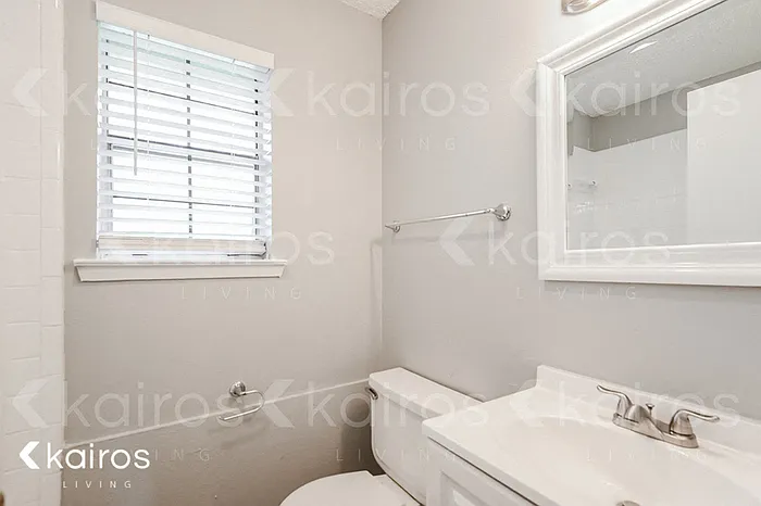 820 Courtenay Pl — Photo 14